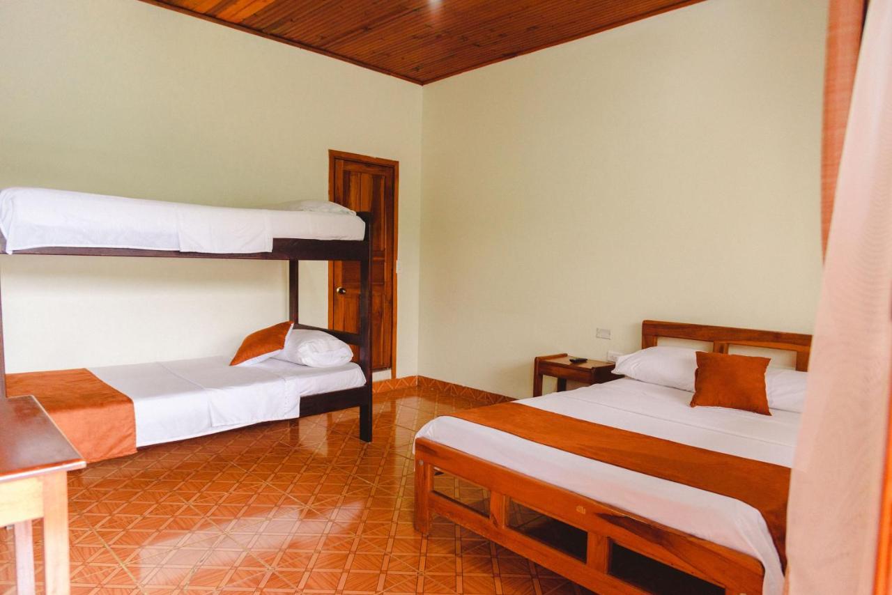 Hotel Morgan Guaduas Esterno foto