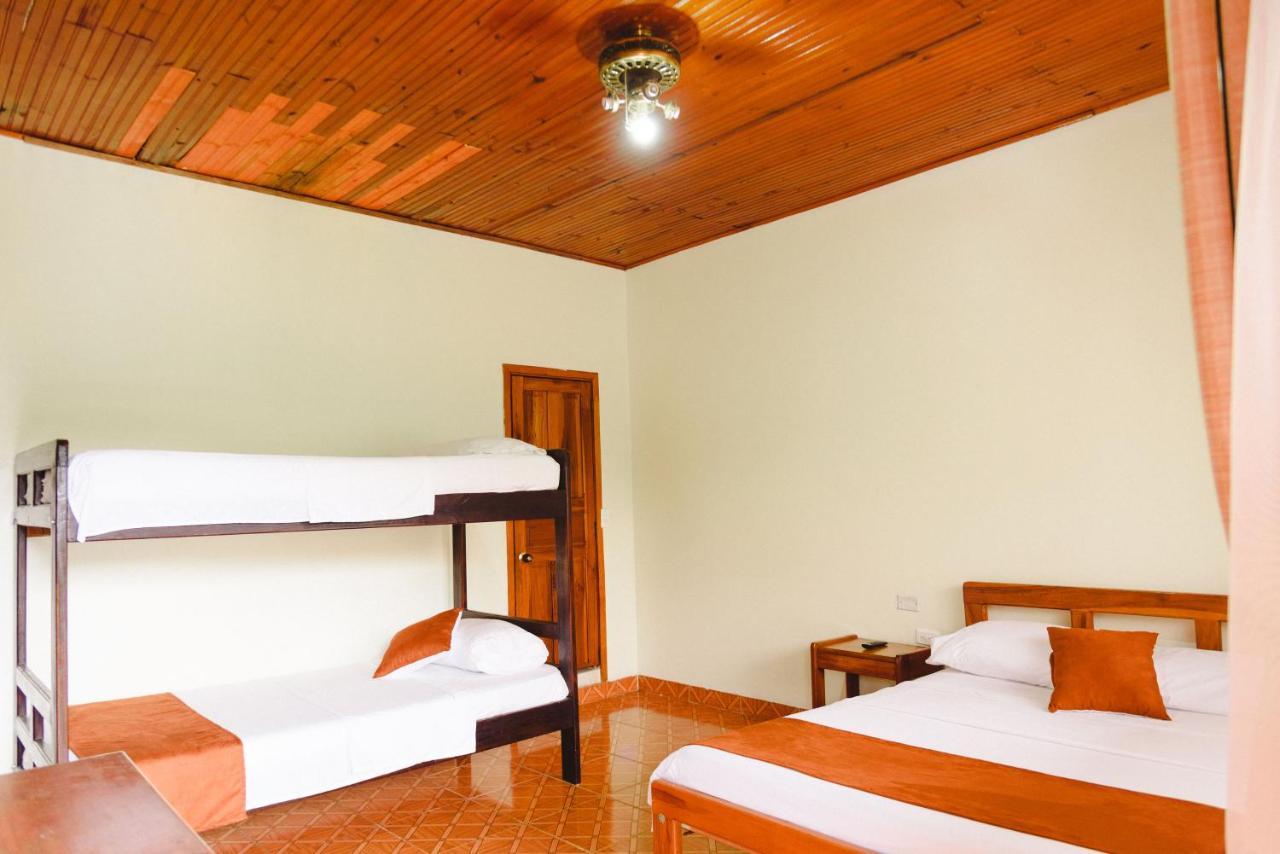 Hotel Morgan Guaduas Esterno foto